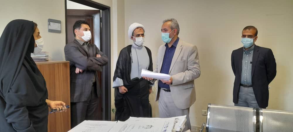 ملاقات مردمی رئیس کل محاکم تهران در مجتمع قضایی خانواده ۲ برگزار شد
