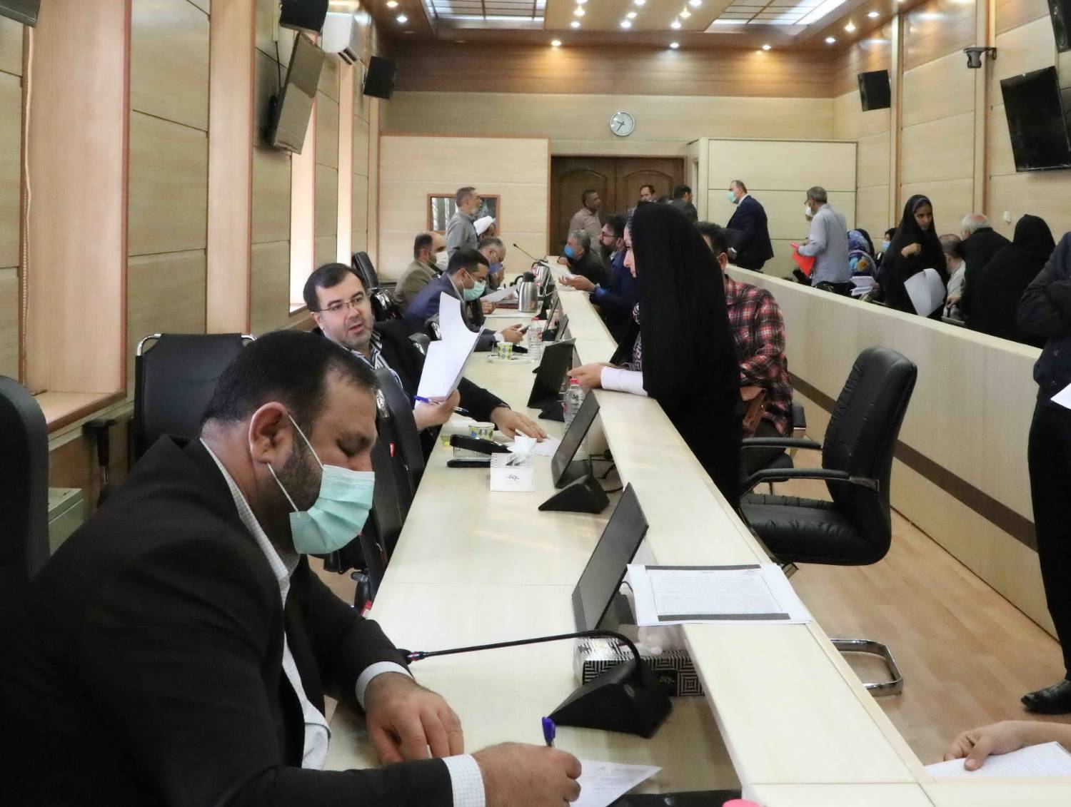 رسیدگی به درخواست‌های ۱۲۷ نفر از شهروندان با حضور دادستان تهران در برنامه ملاقات مردمی