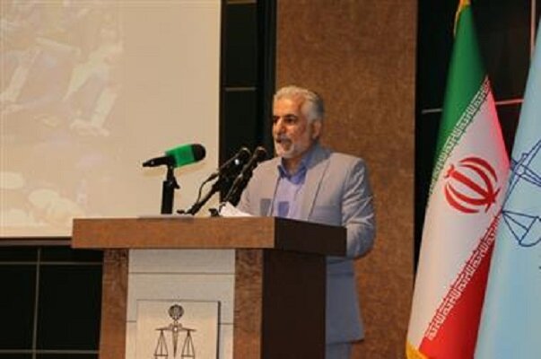 رئیس سازمان زندان‌ها از کانون اصلاح‌وتربیت یزد بازدید کرد